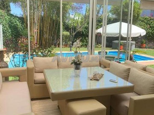 Belle villa avec piscine à Hay Ryad