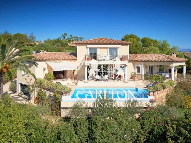Belle villa avec vue mer panoramique à Saint Paul de Vence 200m² Saint Paul