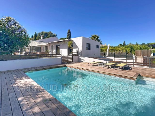 Belle villa contemporaine avec piscine et cuisine d'été 168m² Cogolin