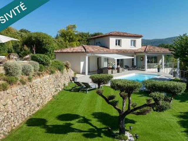 Belle villa d'architecte au calme avec vue dégagée