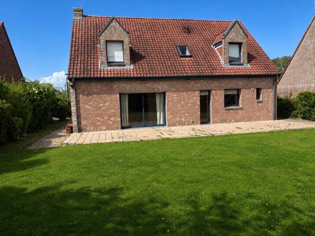 Belle villa familiale de 138 m2 avec jardin, terrasse et double garage