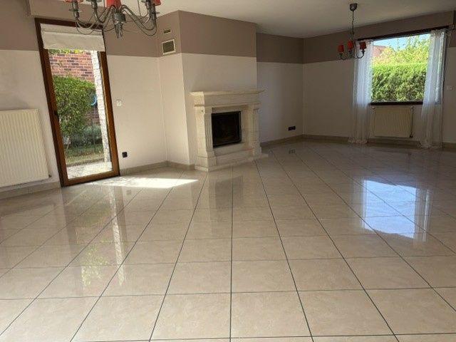 Belle villa familiale de 138 m² avec jardin, terrasse et double garage