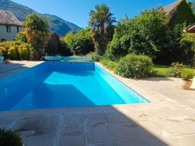 Belle villa idéalement située à Luchon