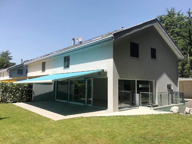 Belle villa jumelle avec jardin