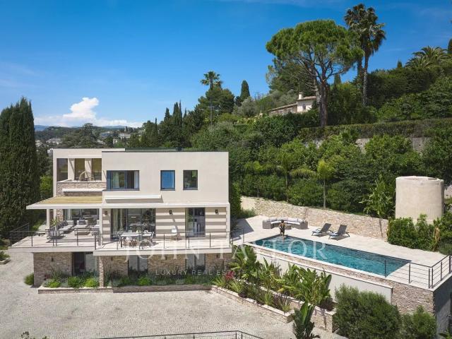 Belle villa moderne vue mer 300m² Le Cannet