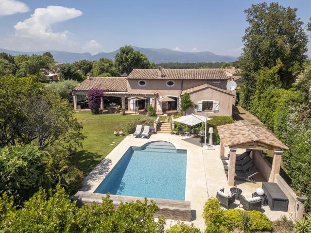 Belle villa provençale, Valbonne 233m² Valbonne