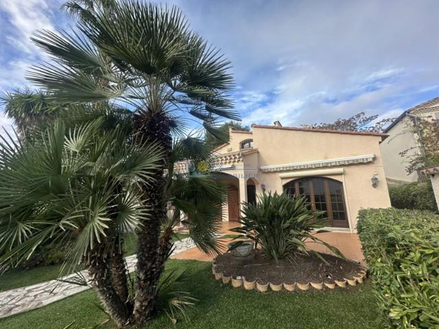 Belle villa R+1 SH 240 M2 plus appt T3 totalement indépend