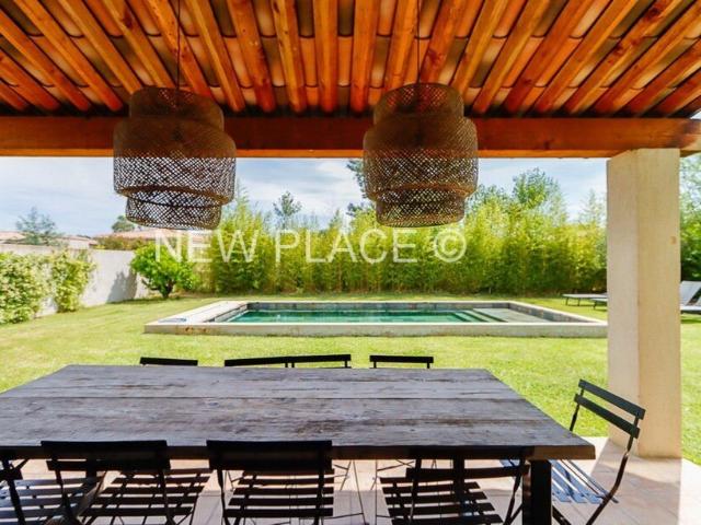 Belle villa récente de 4 chambres avec piscine 125m² Grimaud
