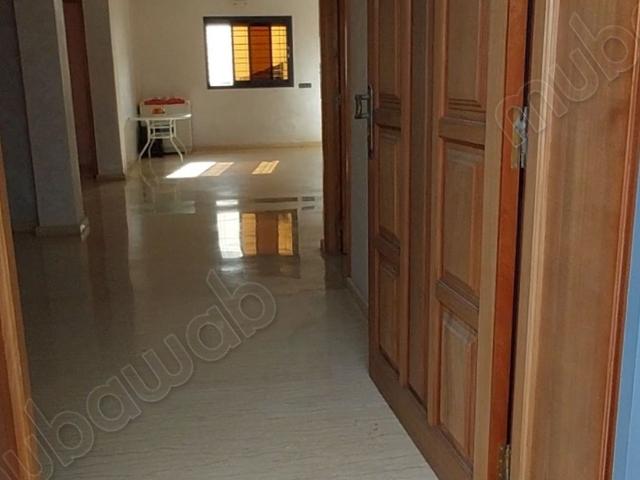 Belle villa sur bd principale