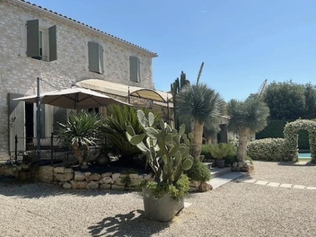 Belle bastide à 10 minutes d'Uzès