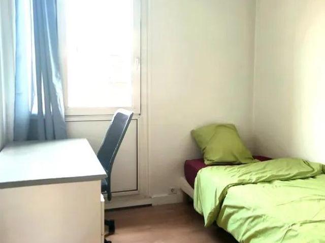 Belle chambre meublée 75m² au calme et ensoleillé