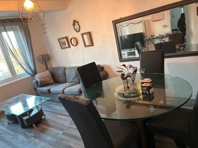 Belle chambre entièrement meublée 16m² dans coloc