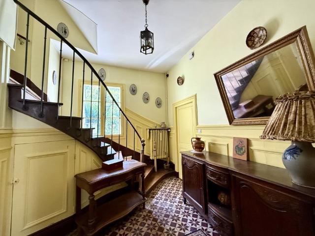 Belle demeure bourgeoise à Vendre au coeur de Donnemarie 283m² Donnemarie Dontilly