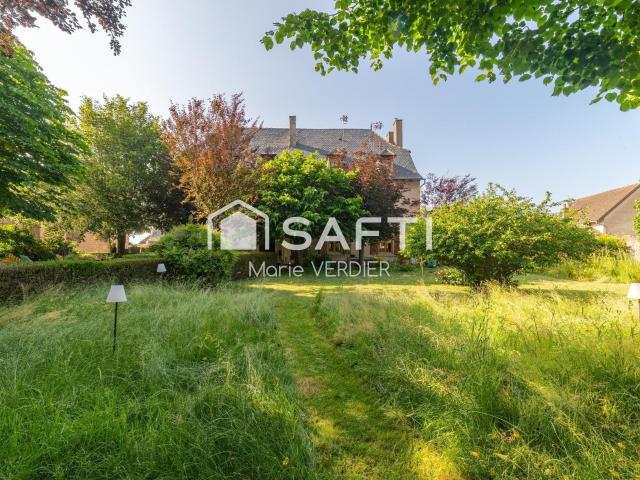 Belle demeure de charme de 270 m2 en Aveyron 270m² Montbazens