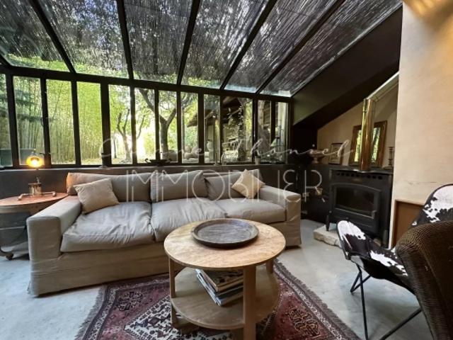 Belle demeure de 255 m2 à vendre dans le village de Cogolin