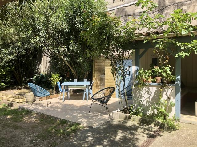 Belle demeure en pierre 200m² Lormont