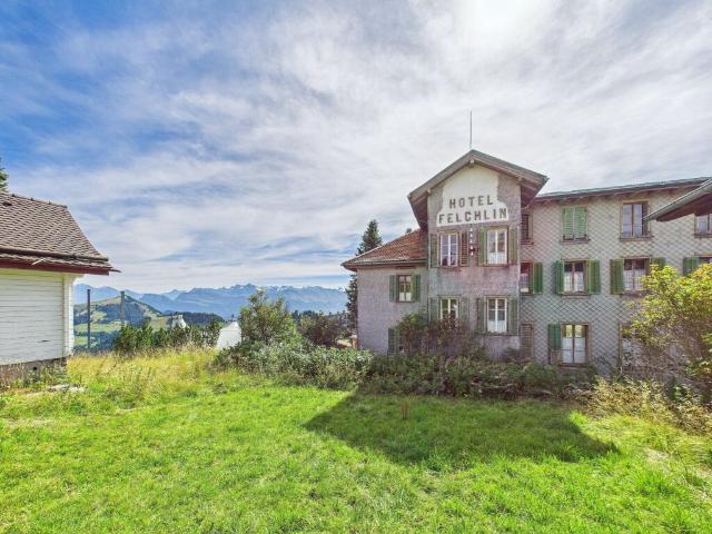 Belle Époque Hotel trifft seltenes Bauland einmaliges Alpenpanorama auf der Königin der Berge