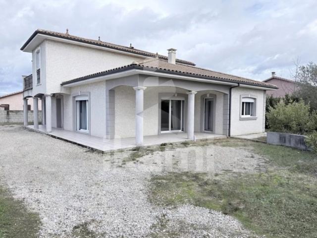 Belle et grande maison de 2007