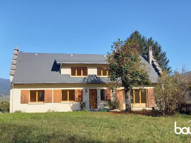 Belle et grande maison proche centre