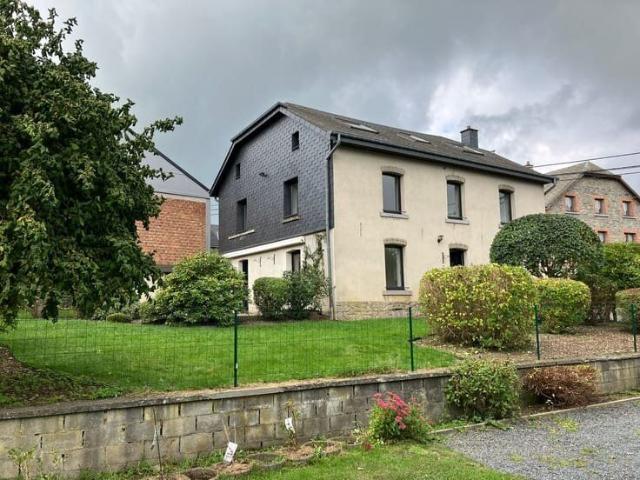 Belle et grande maison rénovée de 5 chambres