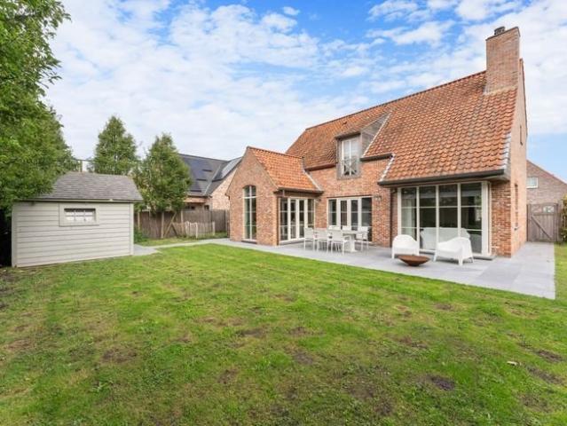 Belle et spacieuse villa dans une oasis de calme près de la…