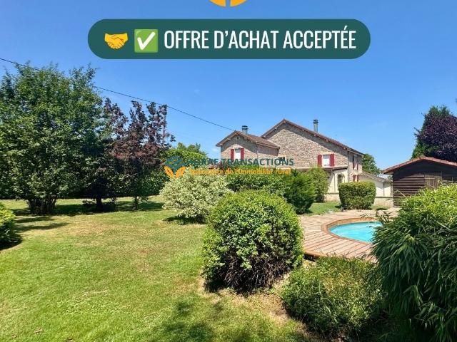 Belle ferme rénovée avec piscine, prés attenants et dépendan 250m² Lure