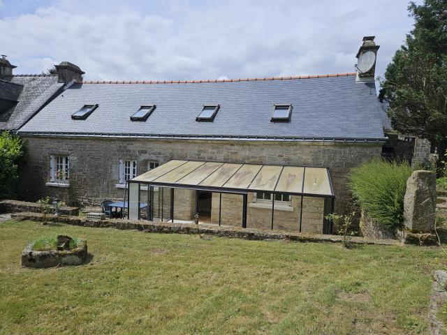 Belle Longere Avec Dependance 120m² Séglien