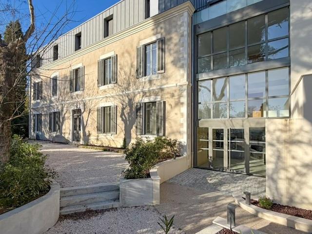 Belle luminosité pour cet Appartement aux Beaux Arts. 107m² Montpellier