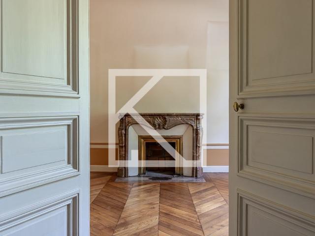 Belle Mancelle Face Au Parc Arbore 168m² Le Mans