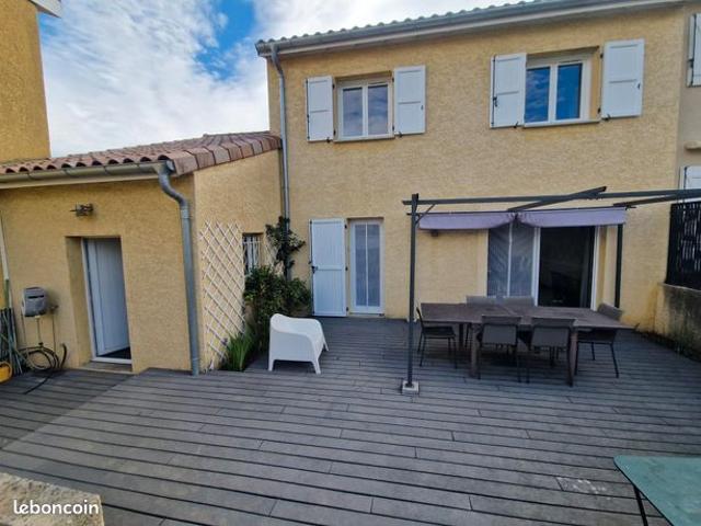 Belle maison 105m² hab / Terrain 405m² / Centre village