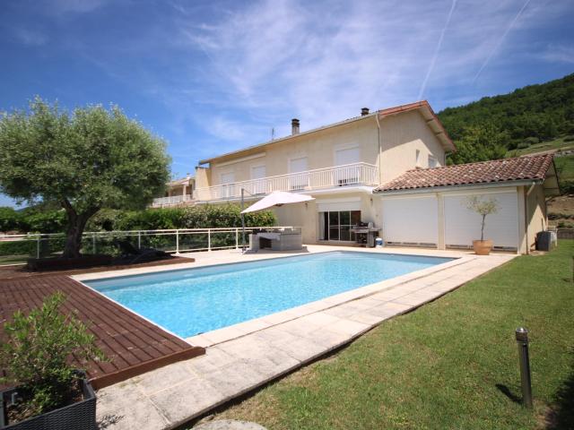 Belle Maison 258m² Saint Jean d'Aigues Vives