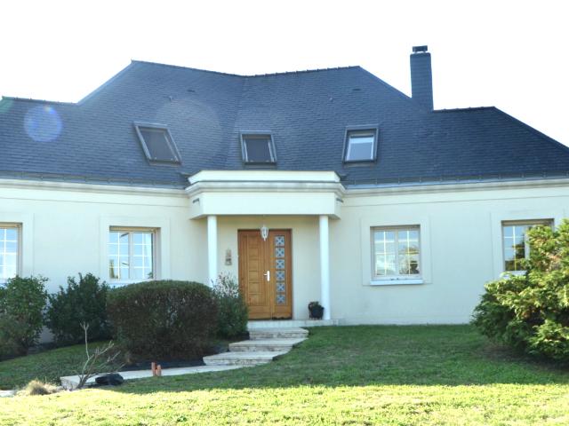 Belle maison 4 chambres et bureau