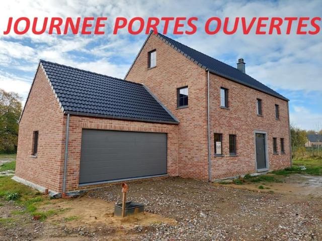 Belle maison 4 façades dans un endroit calme