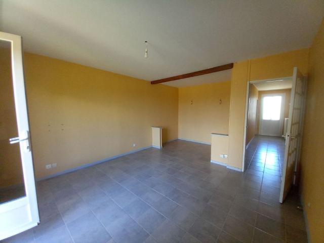 BELLE MAISON 81 m² CURDIN