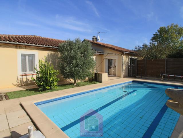 Belle maison contemporaine avec piscine