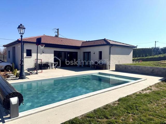 Belle maison contemporaine de 2022