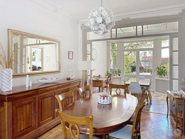 Belle maison Art Déco / Garage et jardin Sud