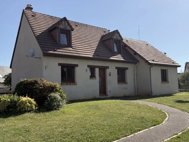 Belle maison au calme – 4 chambres – Fontaine Bellenger