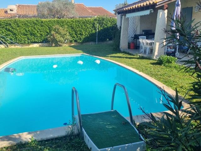 BELLE MAISON AVEC PISCINE PROCHE AIX EN PROVENCE