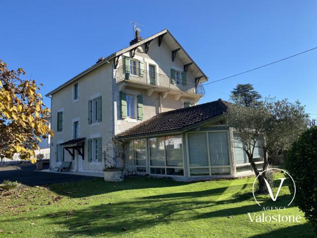 Belle maison bourgeoise en centre ville