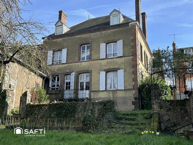Belle maison bourgeoise en centre ville