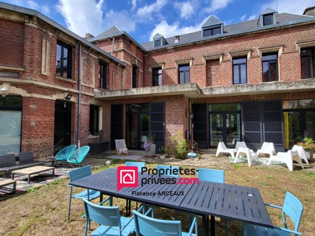 BELLE MAISON BOURGEOISE HYPER CENTRE AVEC GRAND JARDIN