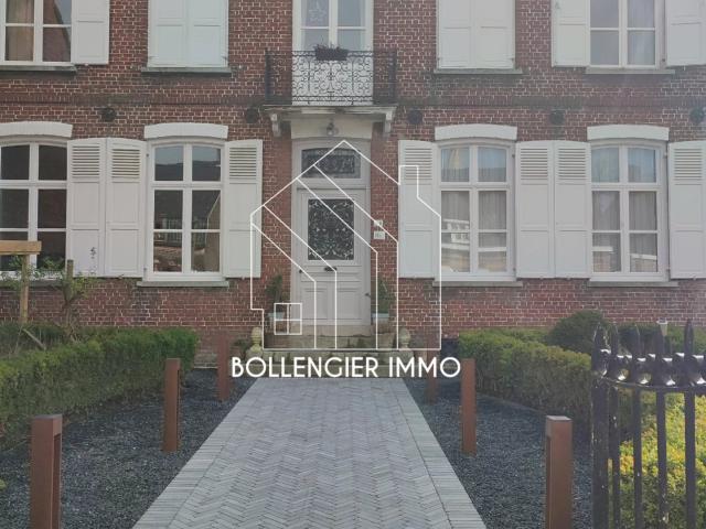 Belle maison bourgeoise louée meublée