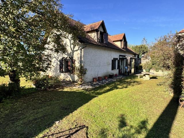 Belle maison dans un environement préservé 205m² Lugagnac