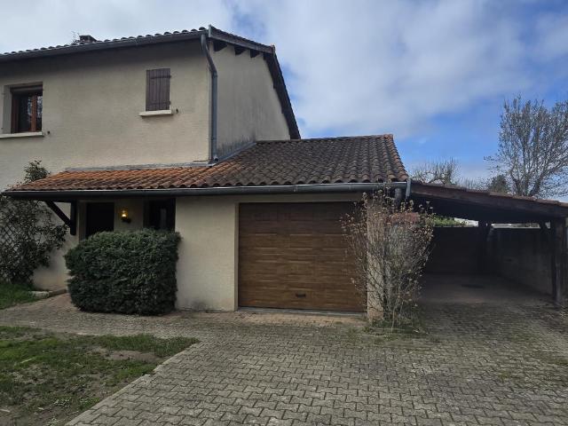 BELLE MAISON DE 115.12 m2 AU COEUR DE SAINT LAURENT DE MÛRE, Saint laurent de mure