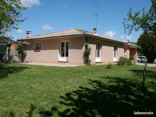 Belle maison de 127 m² Garage et Dépendances Terrain 2480 m² – Environnement calme