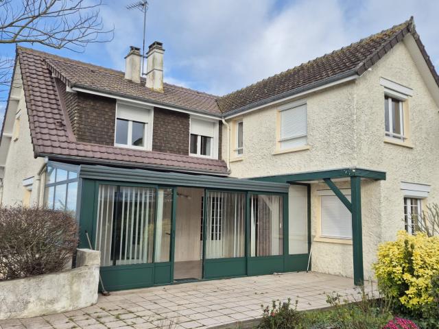 Belle maison de 170 m2 avec 5 chambres, Isigny sur mer 14230