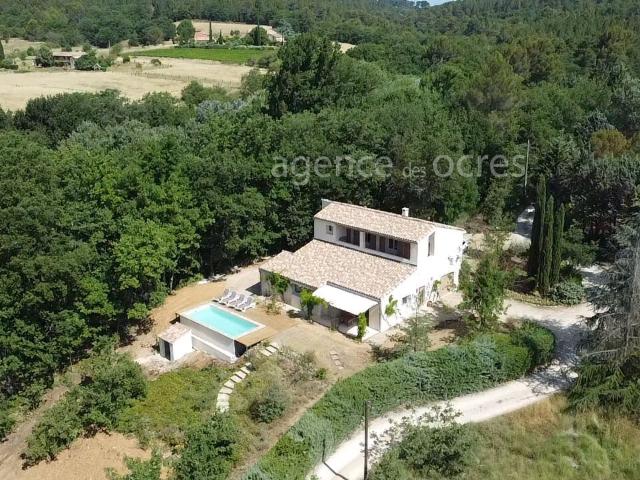 Propriété d'exception au coeur du Luberon. Vue panoramique &. 170m² Roussillon