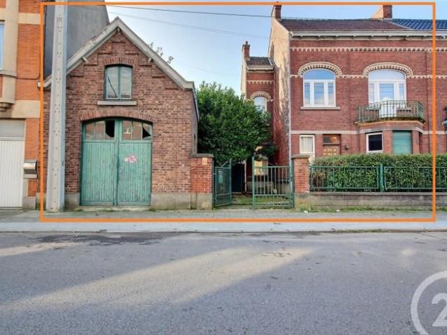 Belle maison de caractère avec garage