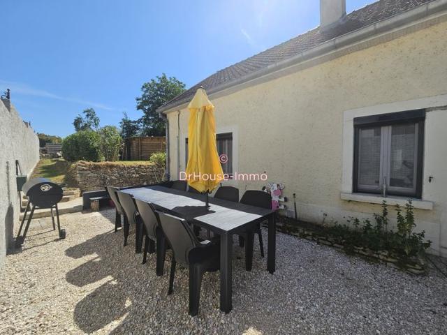 Belle Maison de caractère de 6 pièces 3 chambres terrain avec piscine à RENEVE